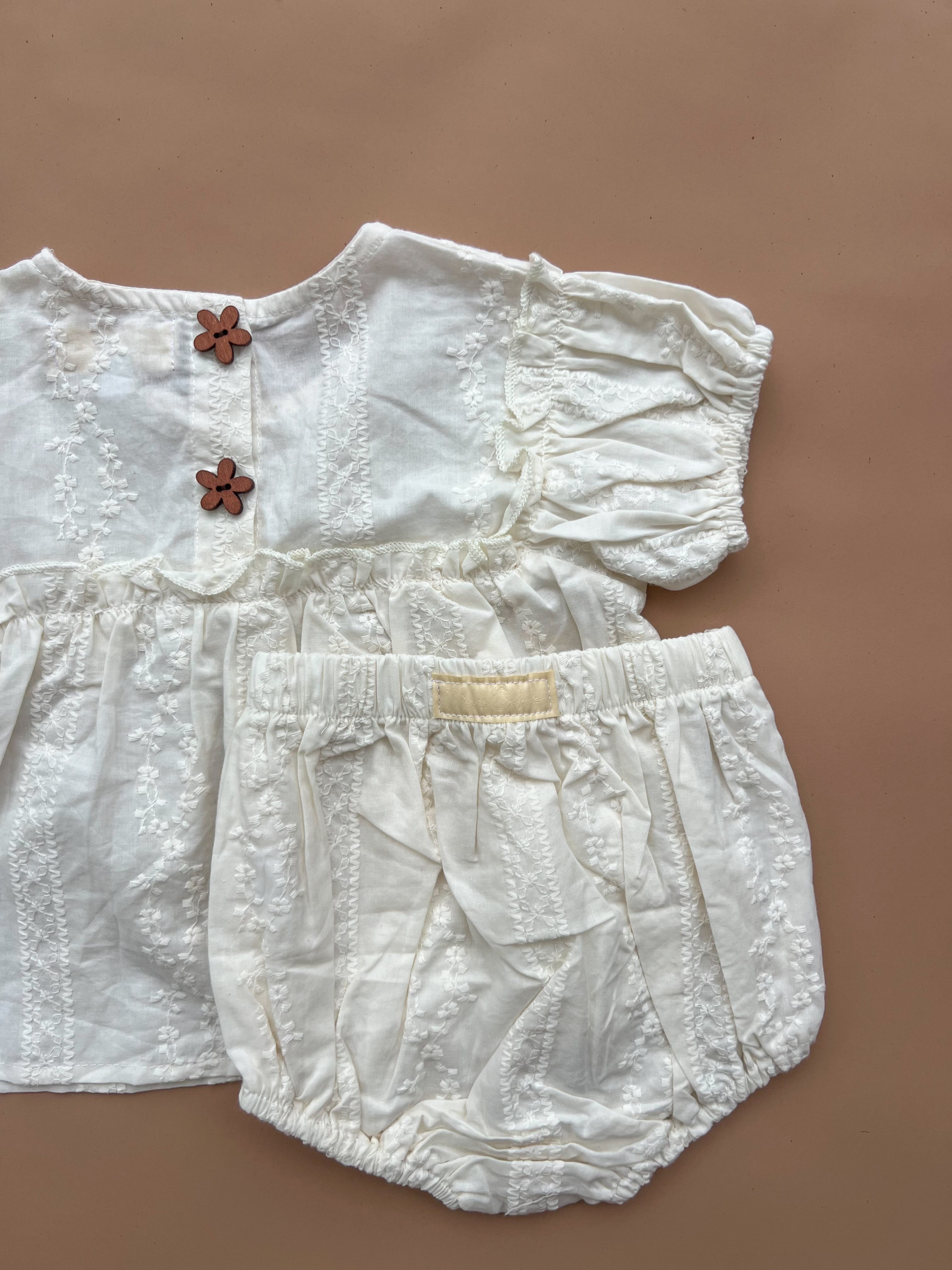 Anais Spring Set