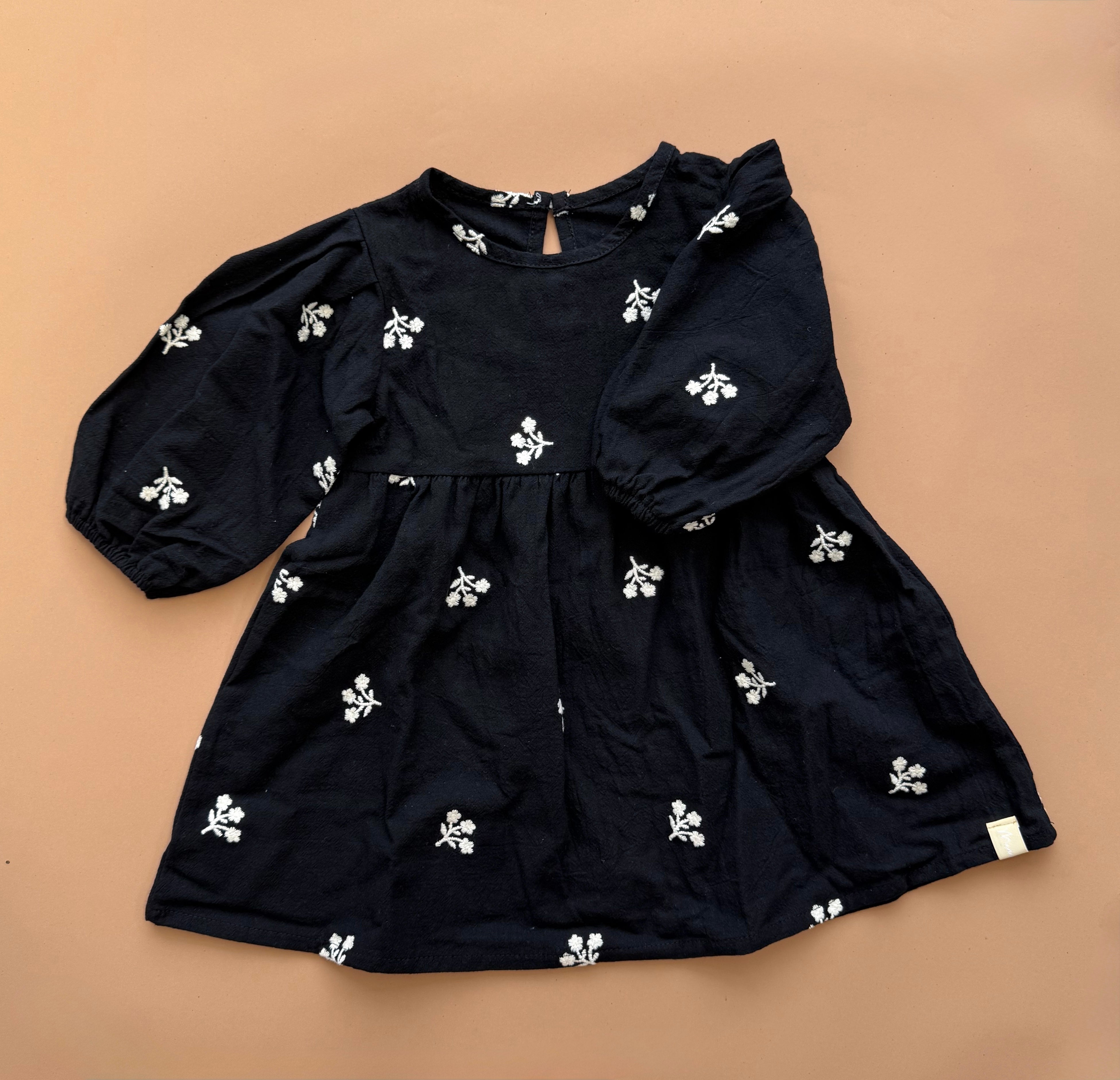 Ebony Dress - Black/Ivory